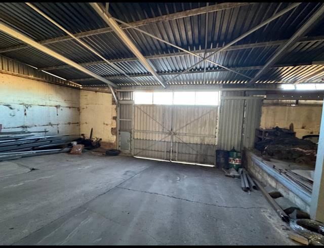 1,400M² WAREHOUSE TO LET IN INDUSTRIA NORTH